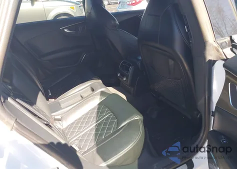 2013 Audi S7 4.0T Prestige z USA, uszkodzony, nr VIN WAU32AFC4DN030803